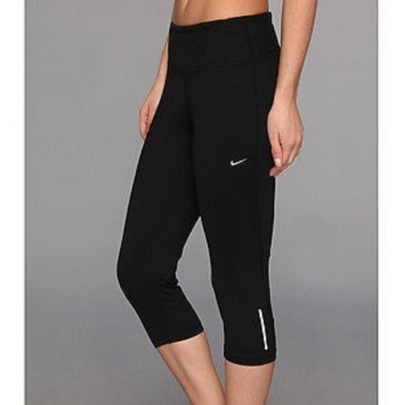 nike epic capri
